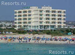 Tasia Maris Sands Beach Hotel 